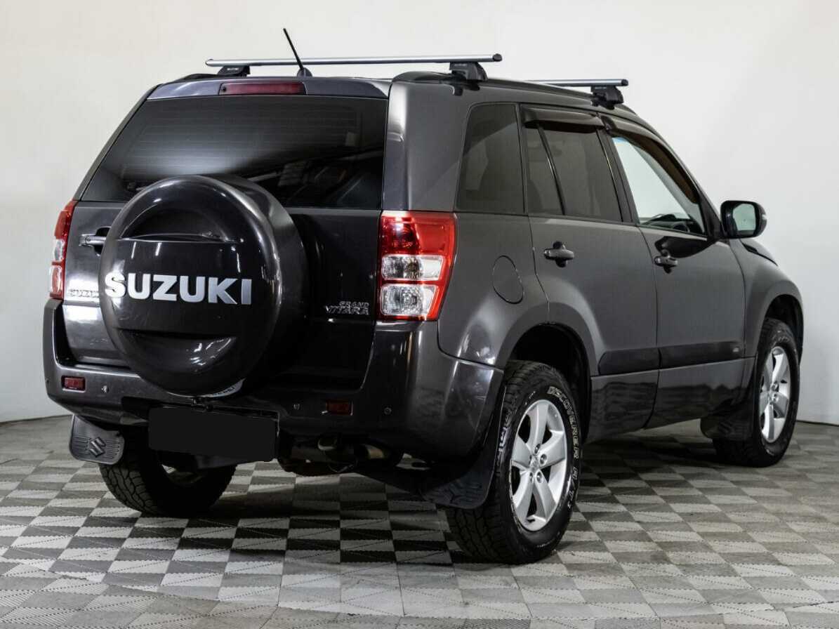Suzuki Grand Vitara с пробегом — 2010 год. Фото: #3
