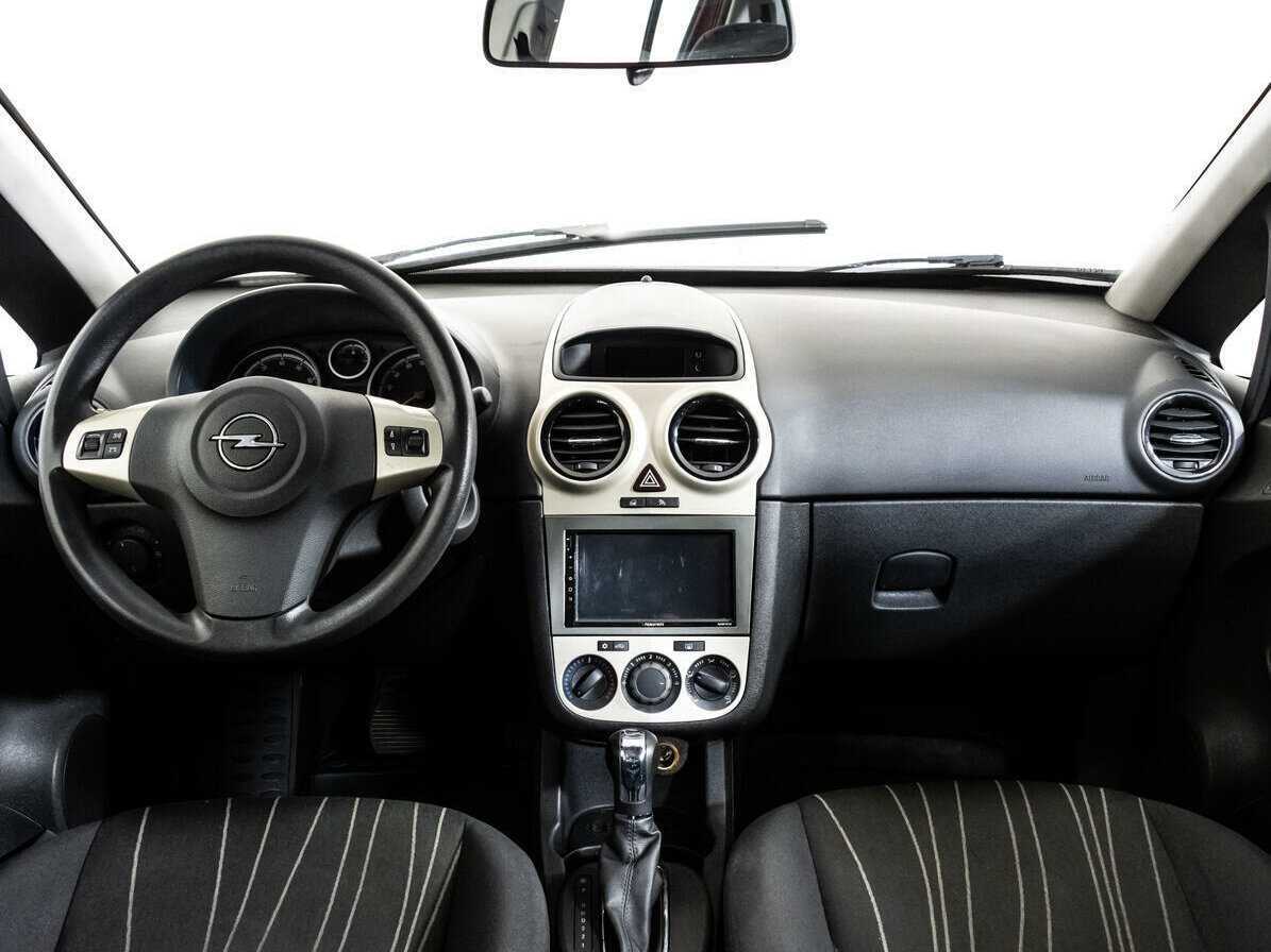 Opel Corsa с пробегом — 2008 год. Фото: #9