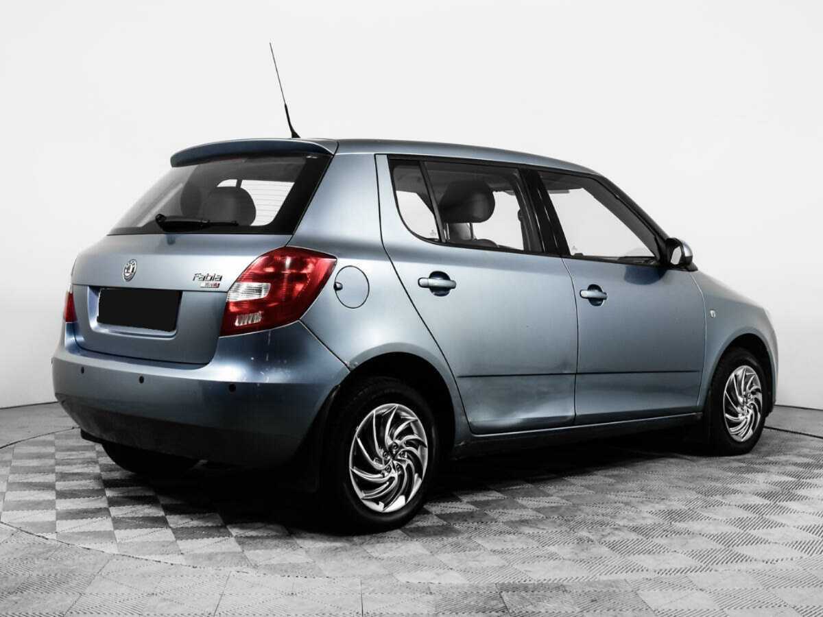 Skoda Fabia с пробегом — 2007 год. Фото: #4