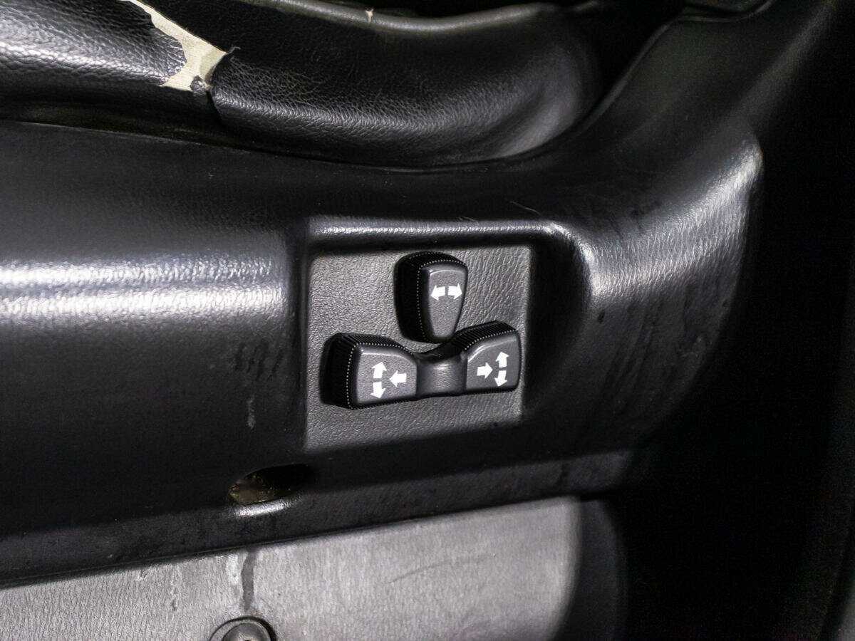 Nissan Patrol с пробегом — 2007 год. Фото: #12