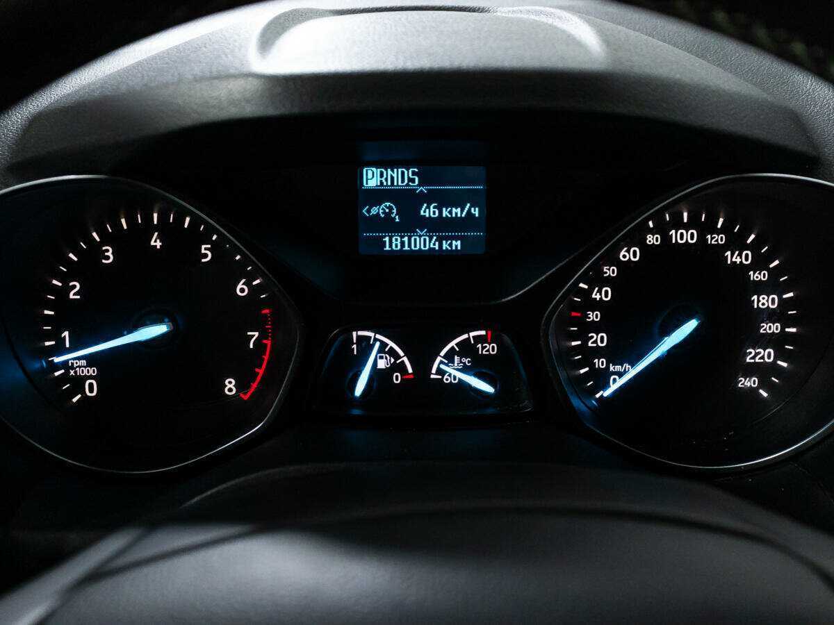 Ford Kuga с пробегом — 2017 год. Фото: #11