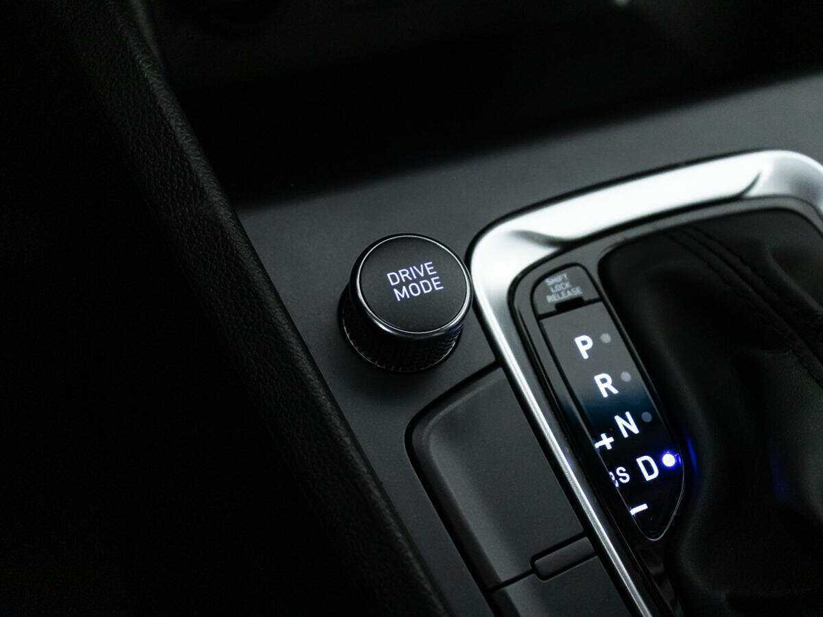 Hyundai Kona с пробегом — 2022 год. Фото: #16