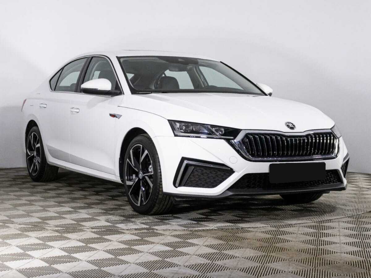 Skoda Octavia с пробегом — 2023 год. Фото: #2