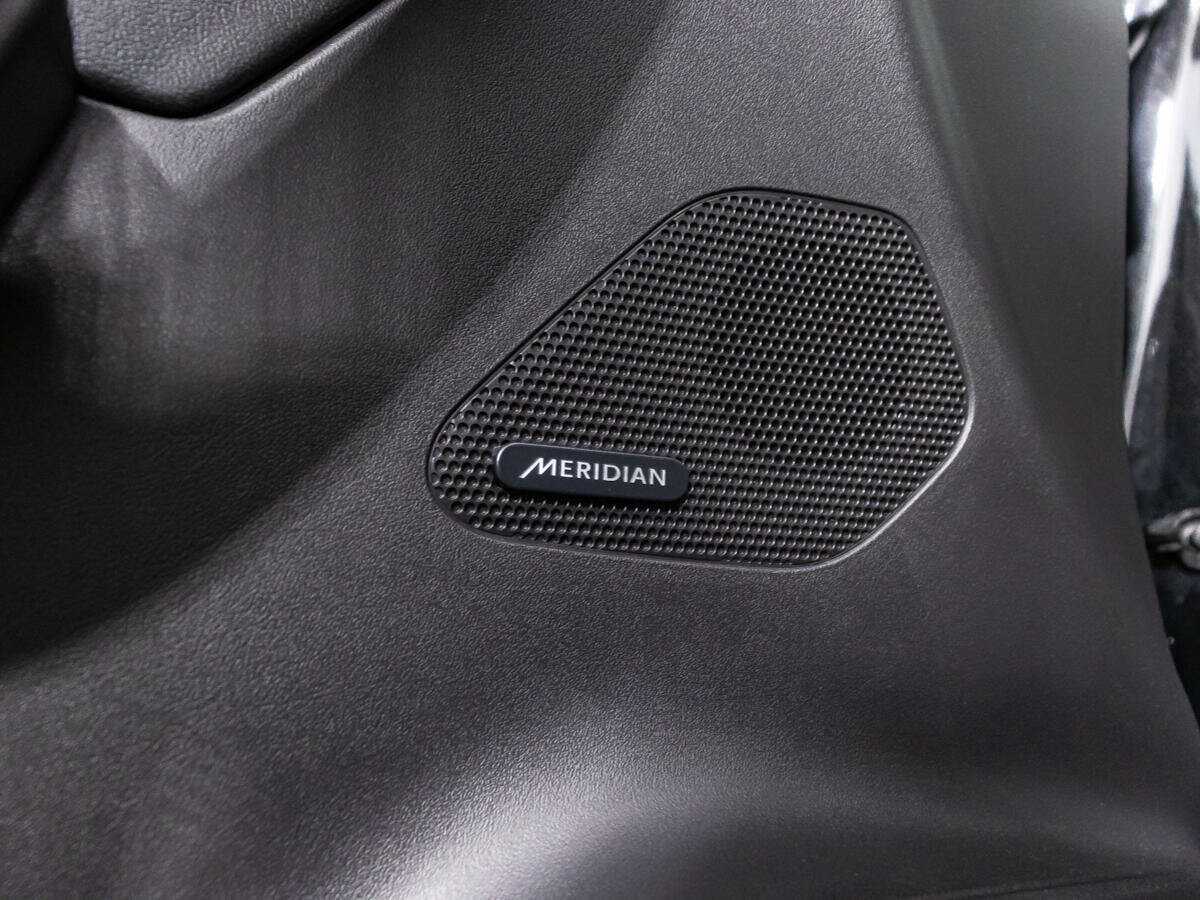 Jaguar F-Pace с пробегом — 2017 год. Фото: #18