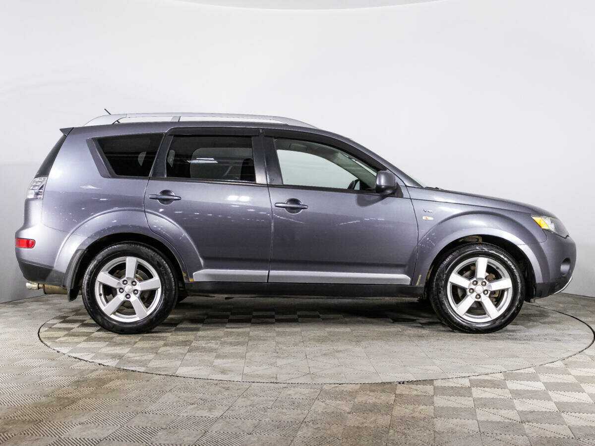 Mitsubishi Outlander с пробегом — 2008 год. Фото: #3