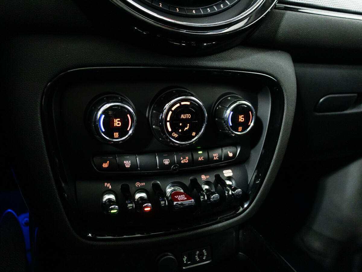 Mini Clubman с пробегом — 2017 год. Фото: #14