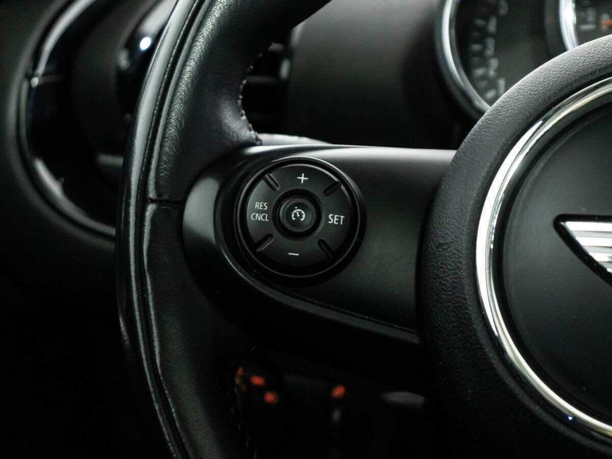 Mini Clubman с пробегом — 2017 год. Фото: #20