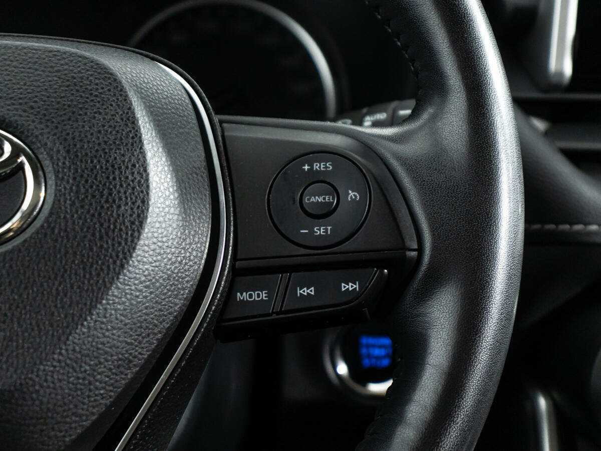 Toyota RAV4 с пробегом — 2022 год. Фото: #21