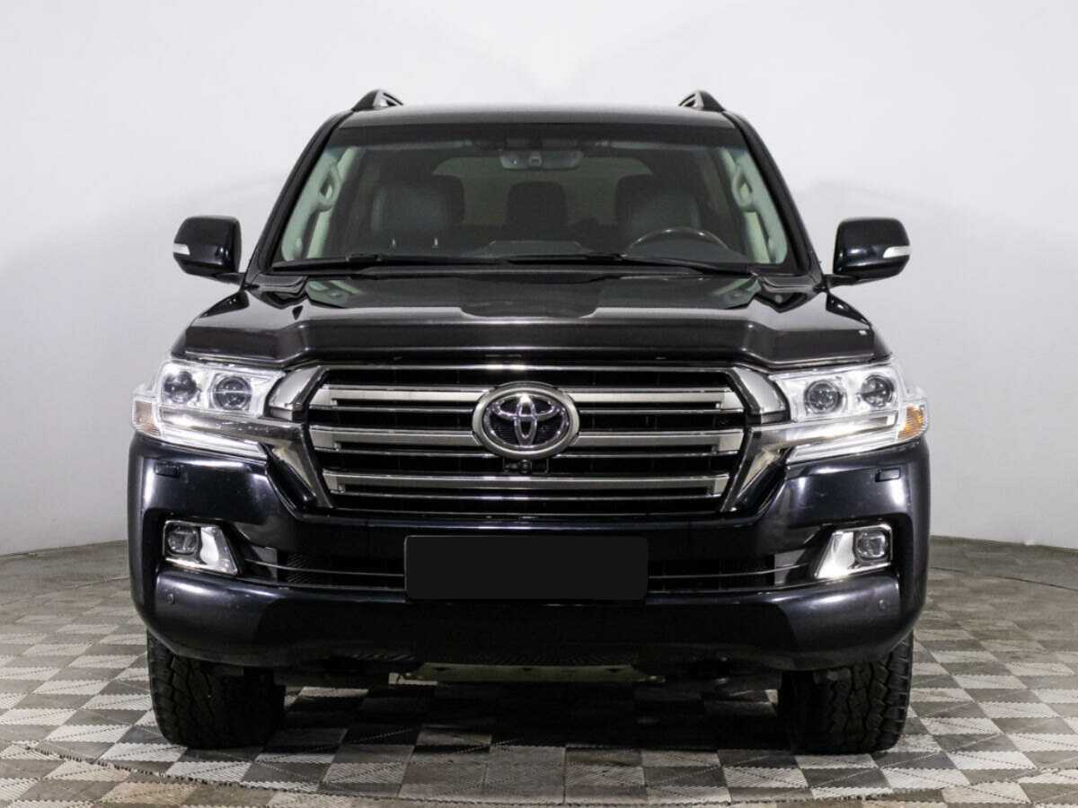 Toyota Land Cruiser с пробегом — 2016 год. Фото: #1