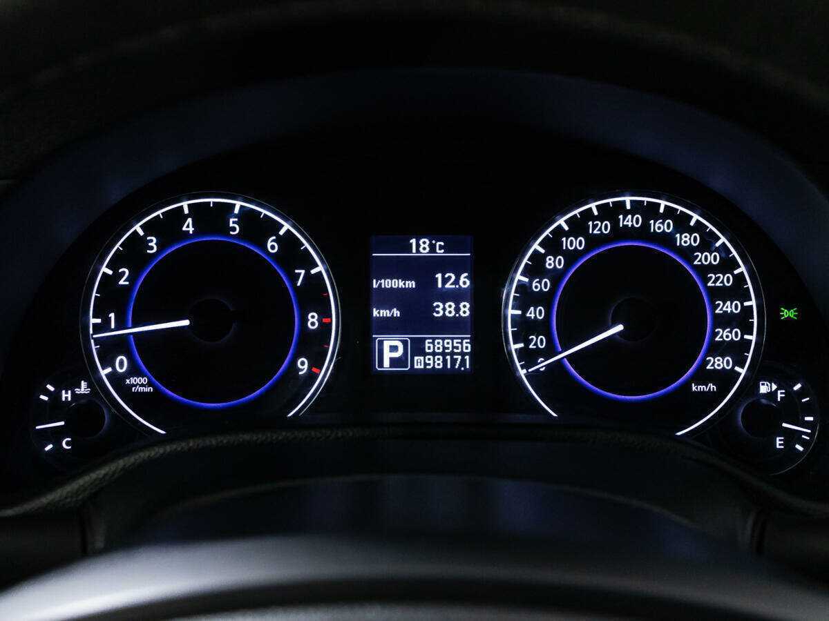 Infiniti G с пробегом — 2012 год. Фото: #11