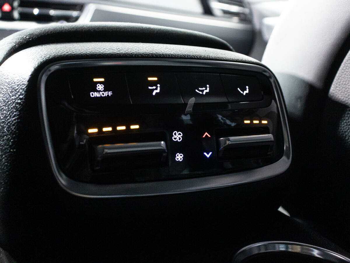 Kia Mohave с пробегом — 2022 год. Фото: #25