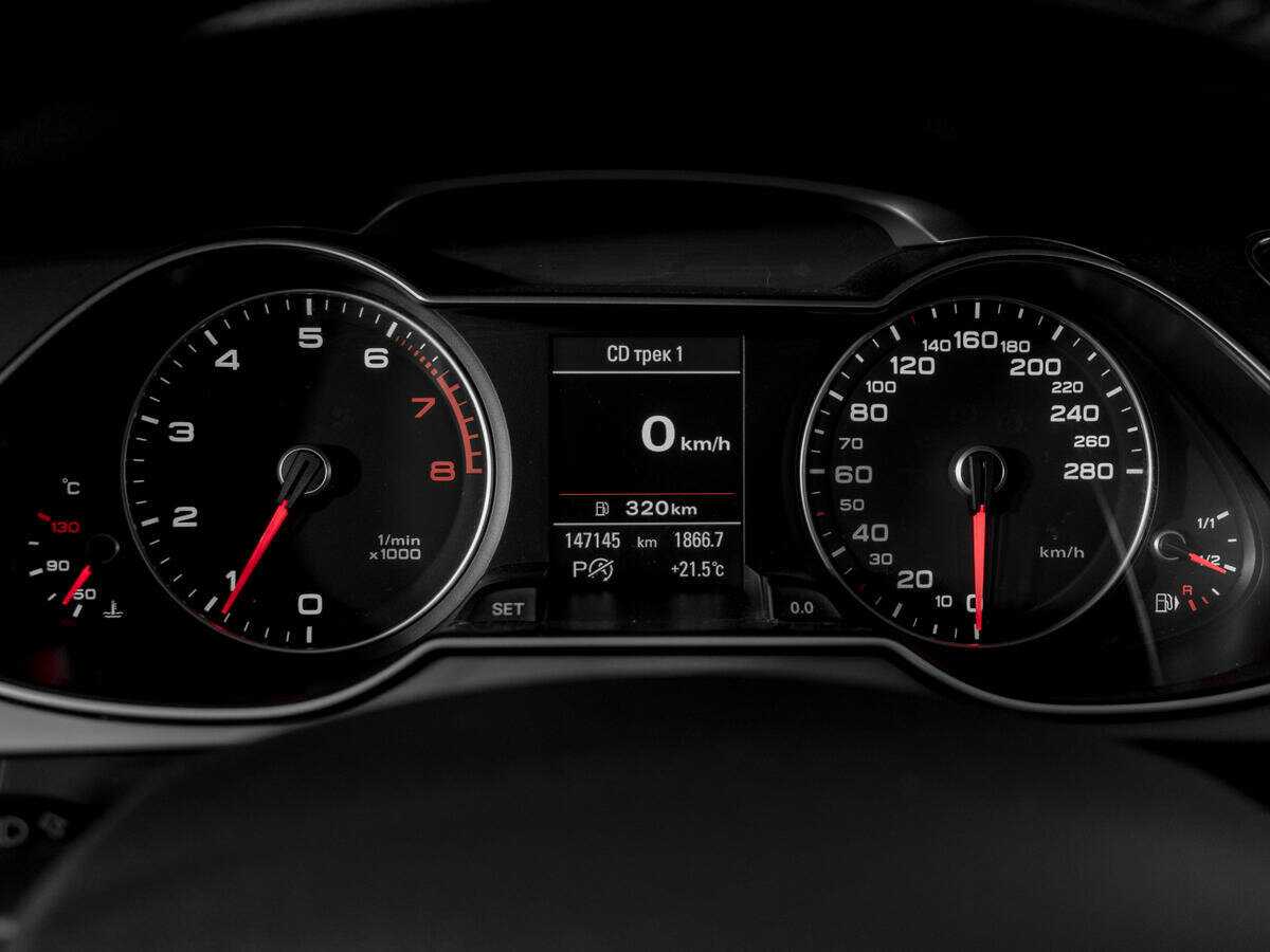 Audi A4 с пробегом — 2012 год. Фото: #10