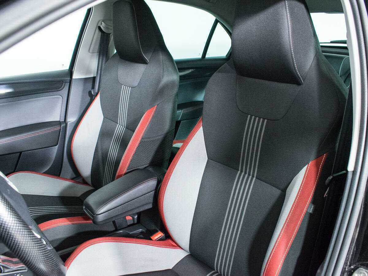 Skoda Rapid с пробегом — 2018 год. Фото: #14