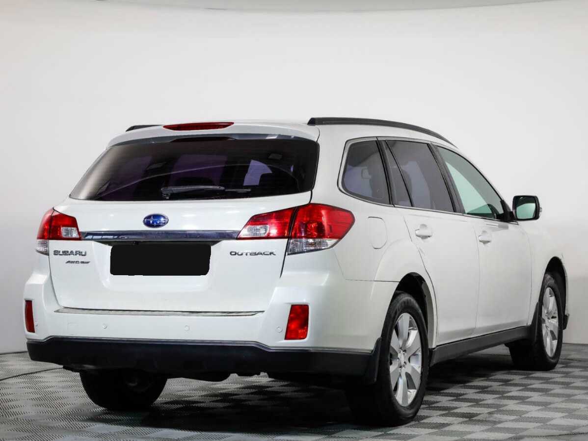 Subaru Outback с пробегом — 2011 год. Фото: #3