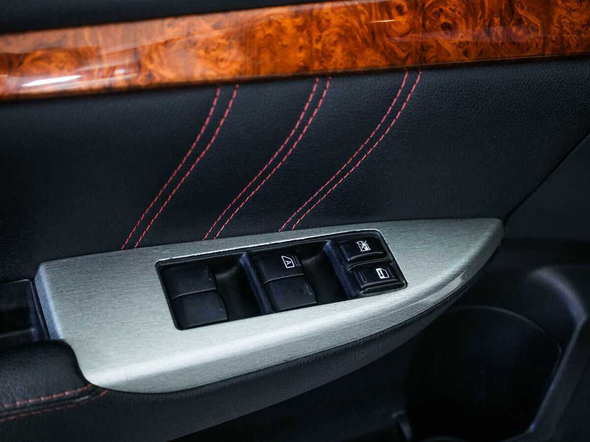 Subaru Outback с пробегом — 2011 год. Фото: #13