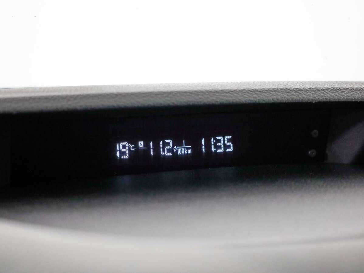 Subaru Outback с пробегом — 2011 год. Фото: #16