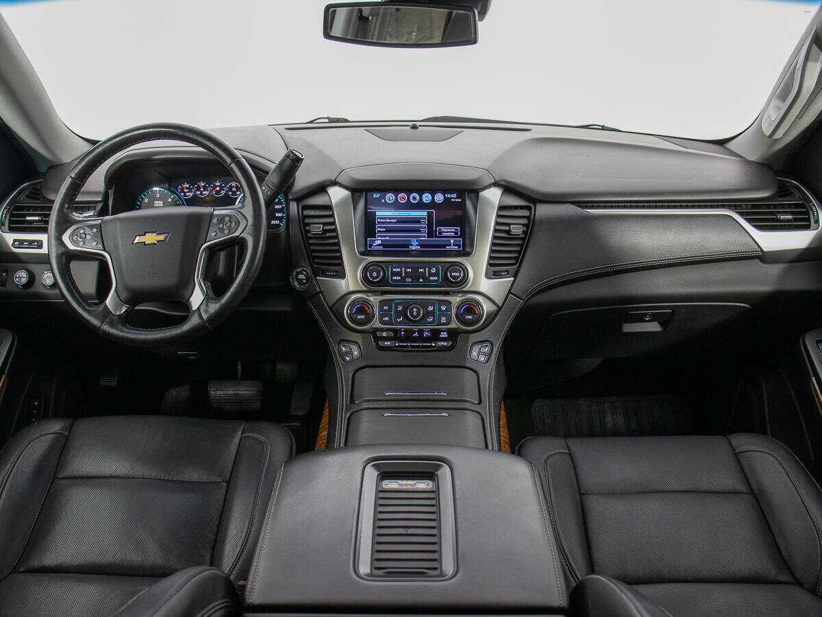 Chevrolet Tahoe с пробегом — 2017 год. Фото: #13