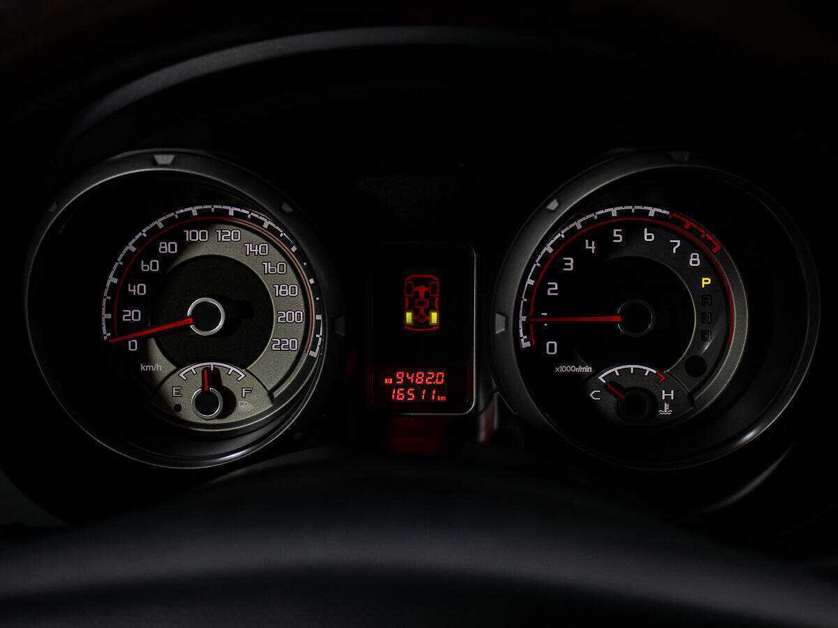 Mitsubishi Pajero с пробегом — 2020 год. Фото: #15