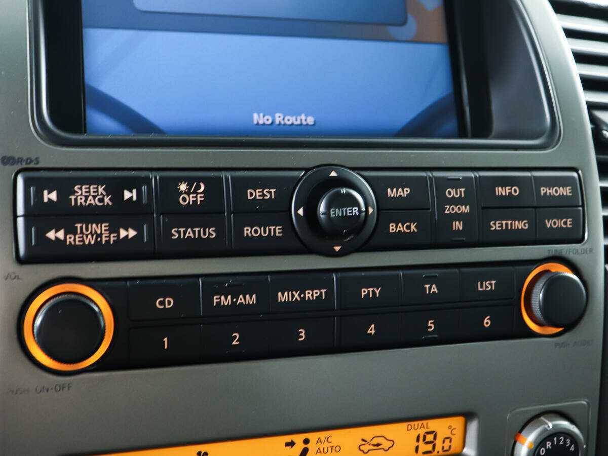 Nissan Pathfinder с пробегом — 2006 год. Фото: #17