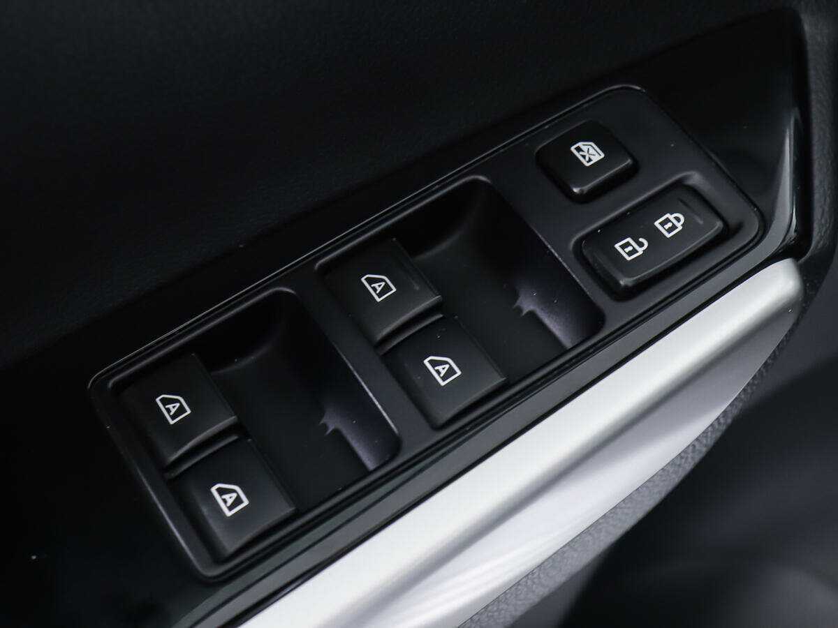 Mitsubishi Pajero Sport с пробегом — 2020 год. Фото: #17