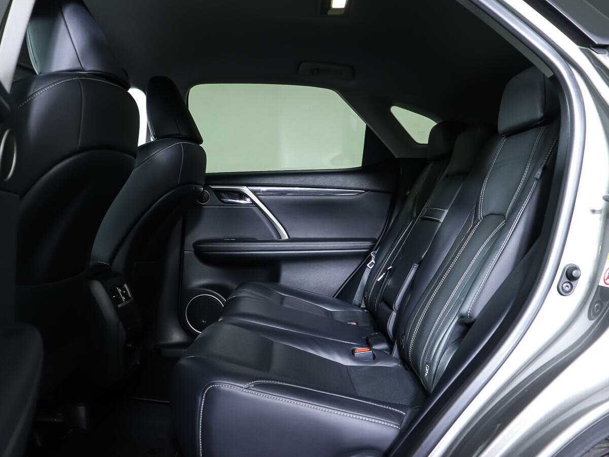 Lexus RX с пробегом — 2016 год. Фото: #8