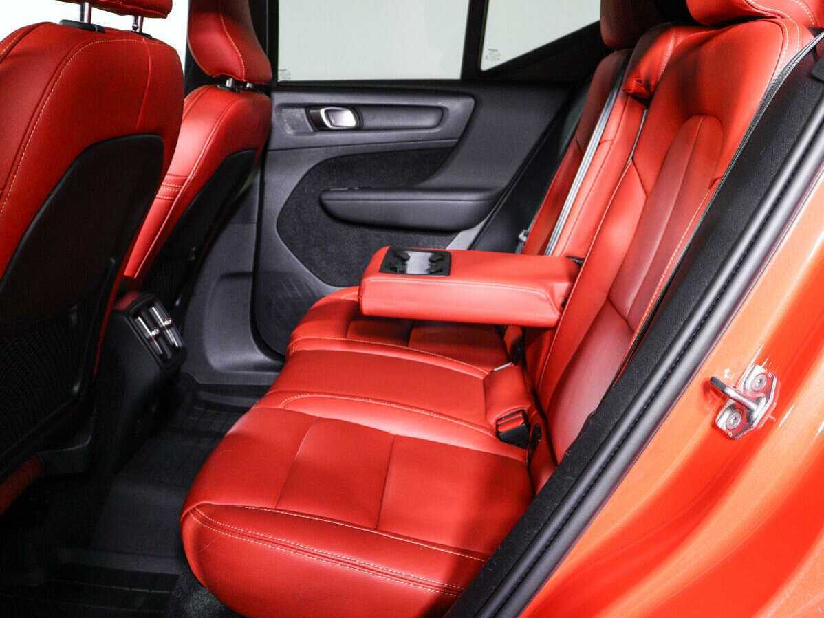 Volvo XC40 с пробегом — 2021 год. Фото: #7