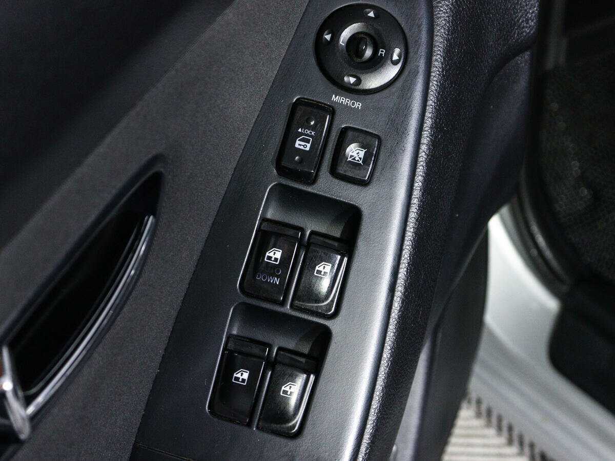 Hyundai Elantra с пробегом — 2010 год. Фото: #12