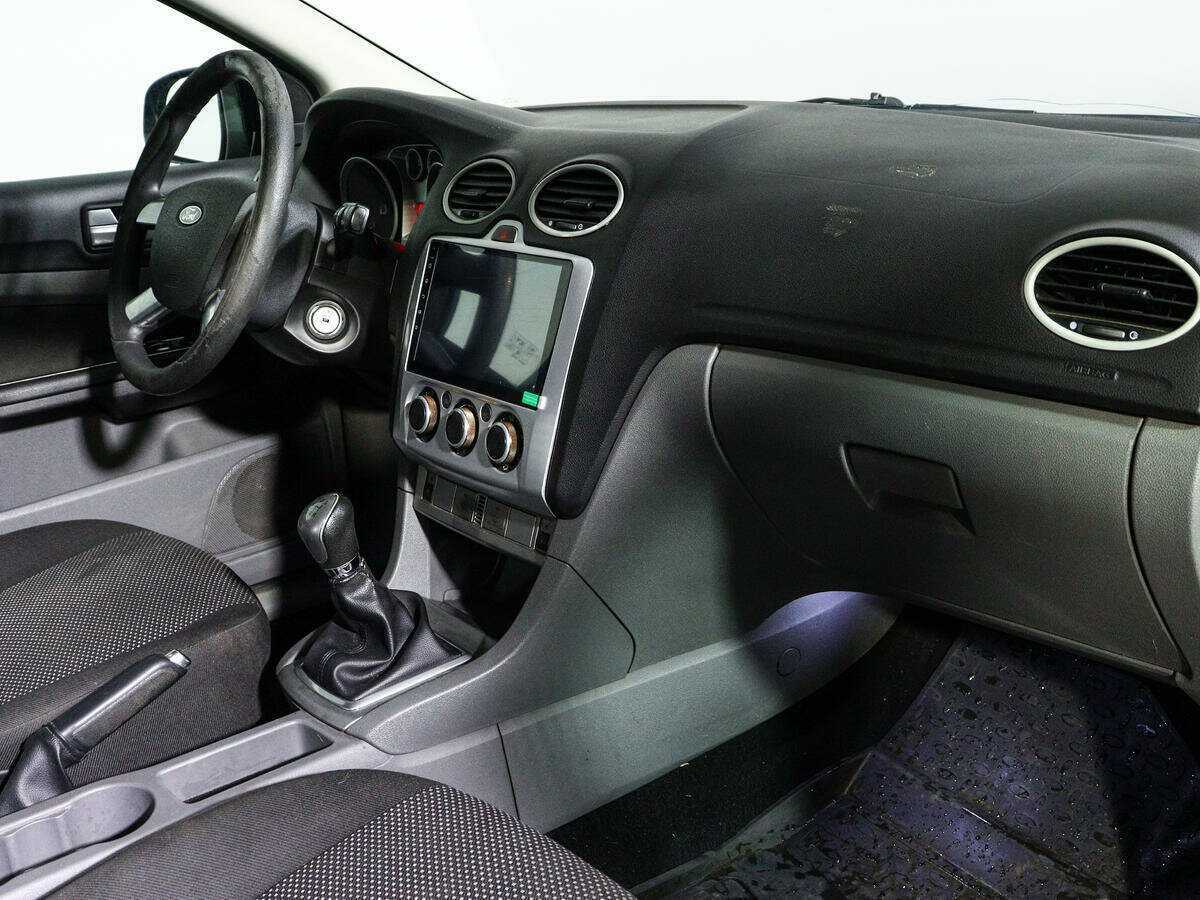 Ford Focus с пробегом — 2011 год. Фото: #6