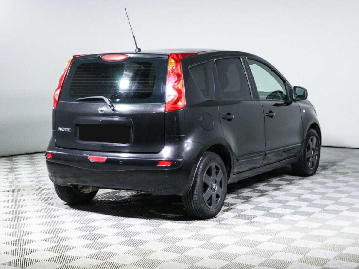 Nissan Note с пробегом — 2007 год. Фото: #3