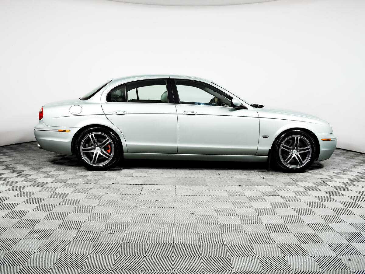 Jaguar S-Type с пробегом — 2005 год. Фото: #3