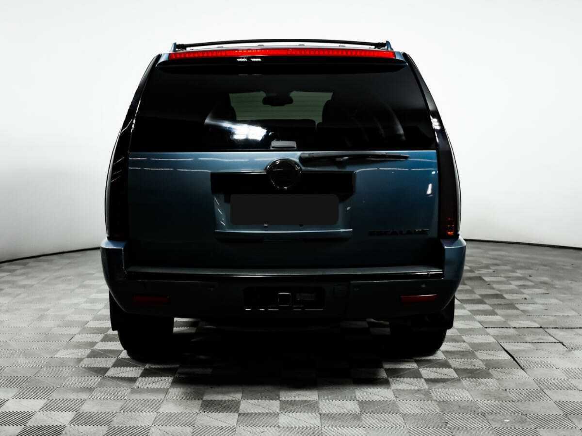 Cadillac Escalade с пробегом — 2007 год. Фото: #5