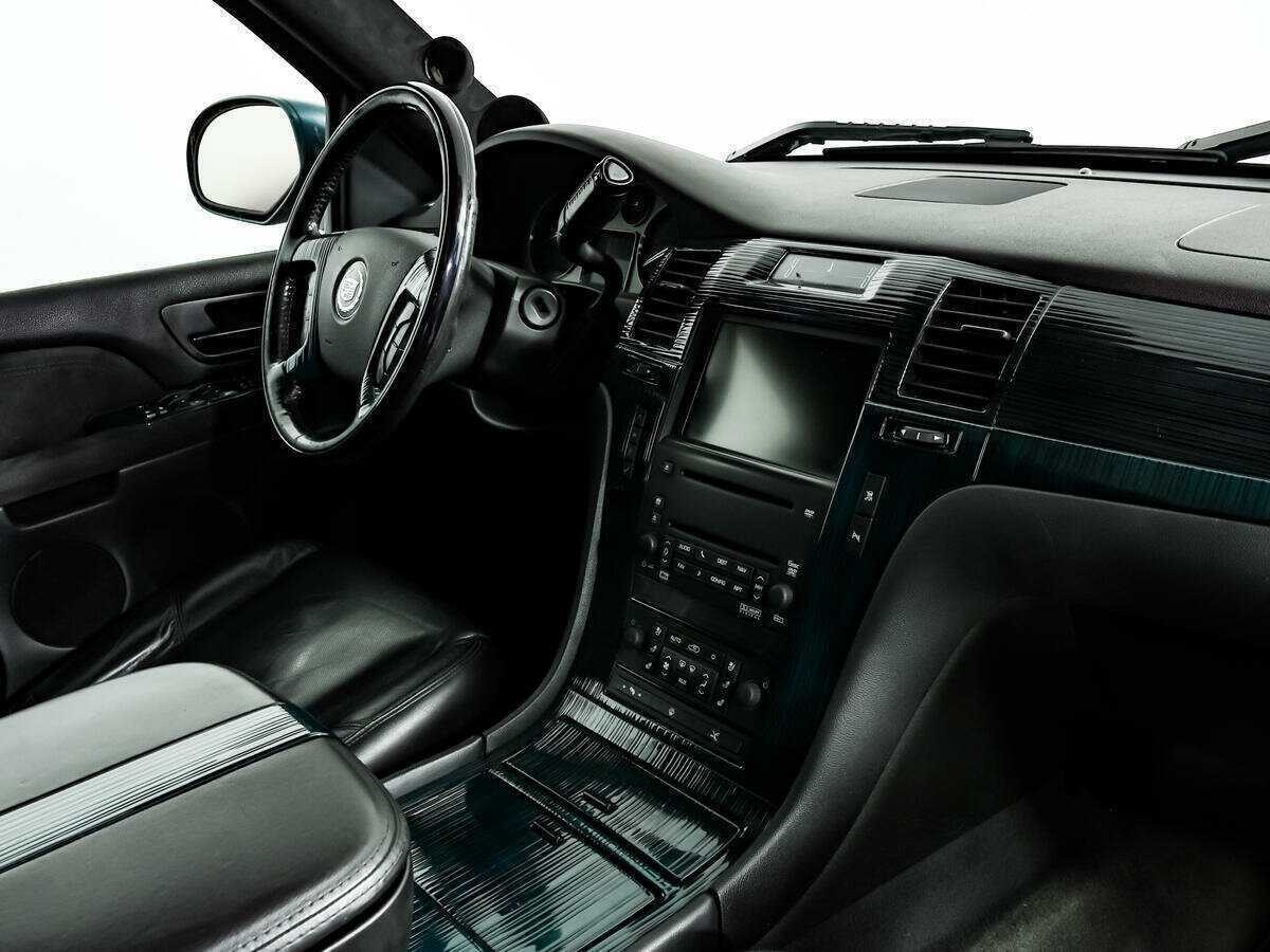 Cadillac Escalade с пробегом — 2007 год. Фото: #7