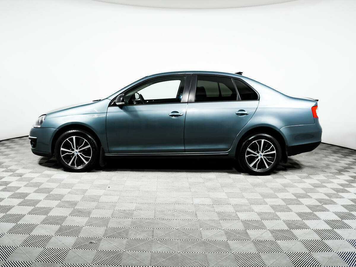Volkswagen Jetta с пробегом — 2008 год. Фото: #7