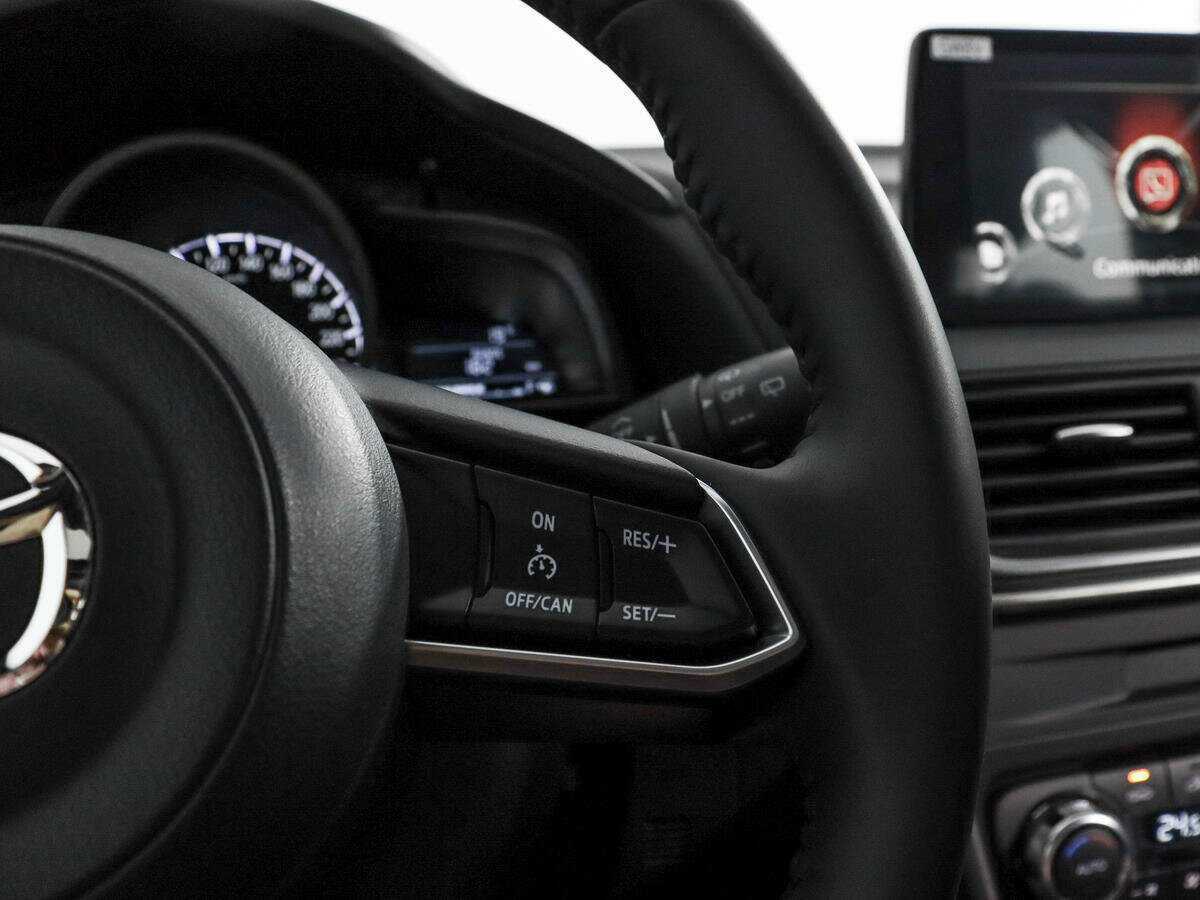 Mazda CX-4 с пробегом — 2023 год. Фото: #13