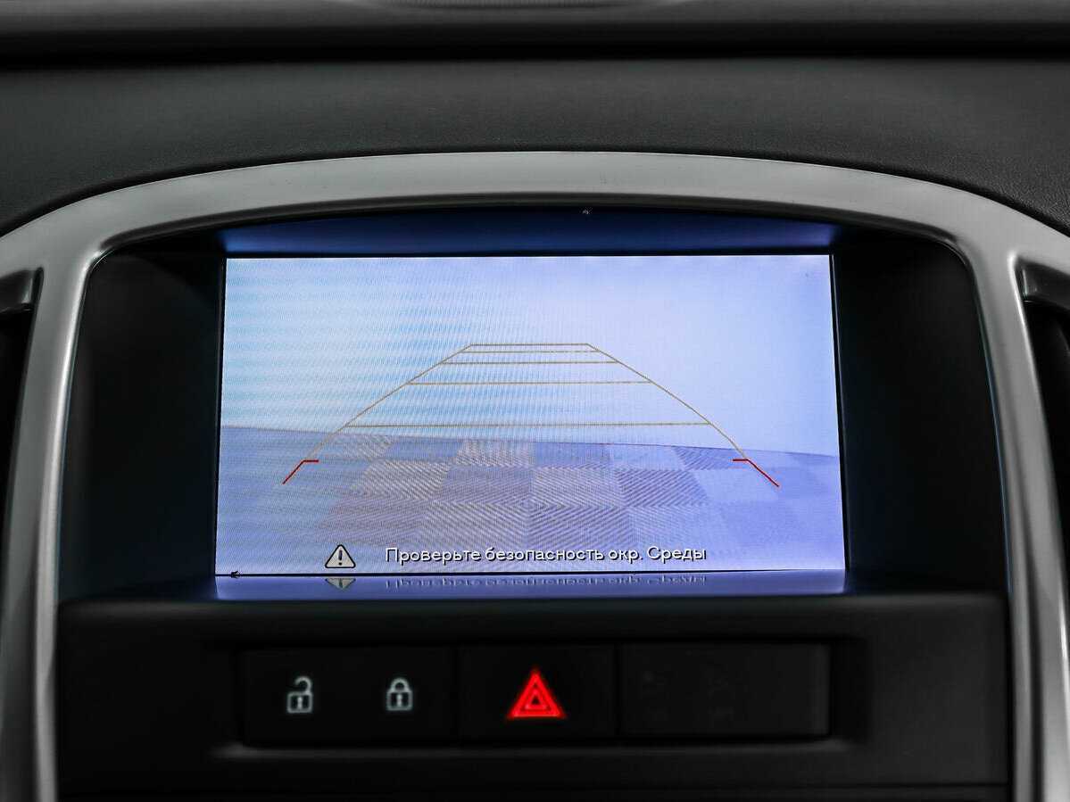 Opel Astra с пробегом — 2014 год. Фото: #13