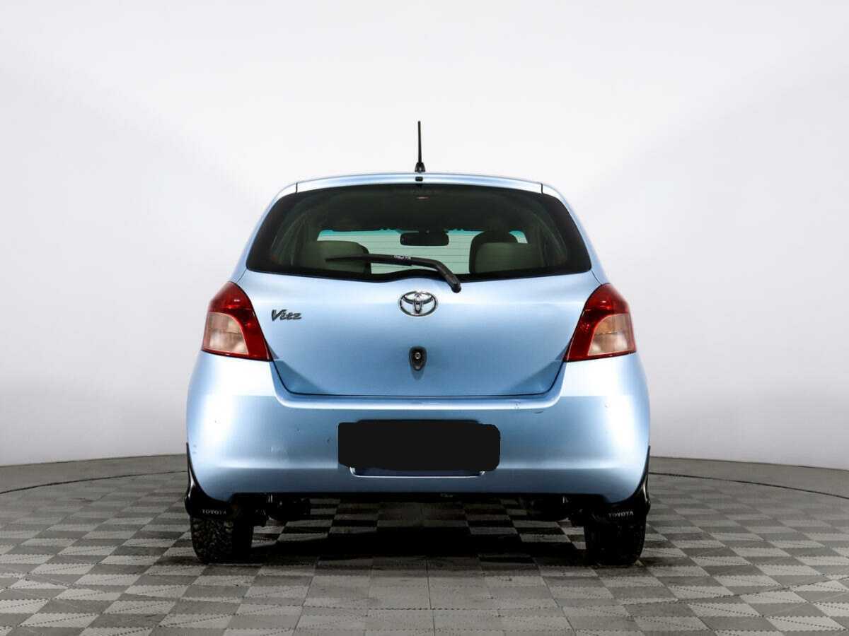 Toyota Vitz с пробегом — 2005 год. Фото: #5