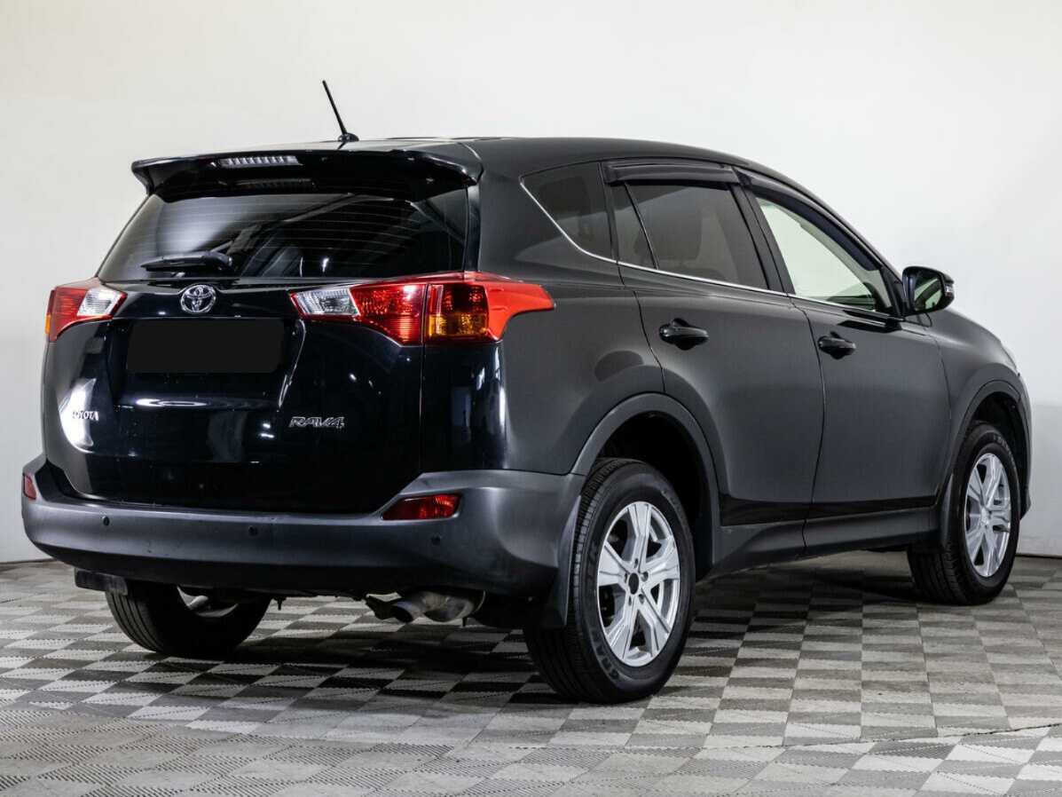 Toyota RAV4 с пробегом — 2013 год. Фото: #4