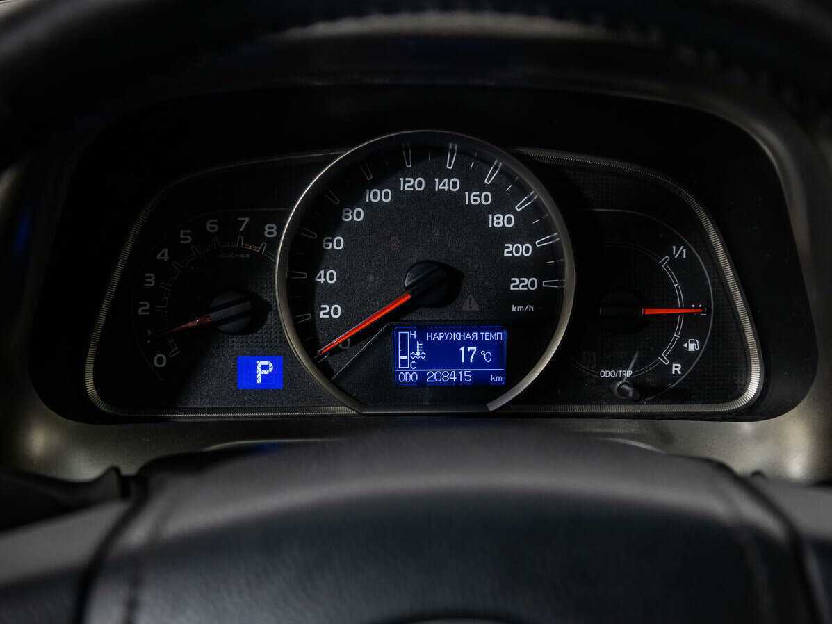 Toyota RAV4 с пробегом — 2013 год. Фото: #10