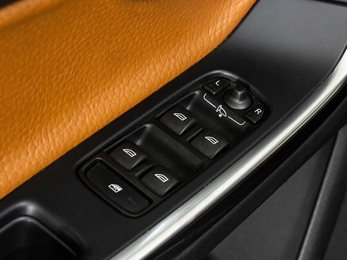 Volvo S60 с пробегом — 2010 год. Фото: #17