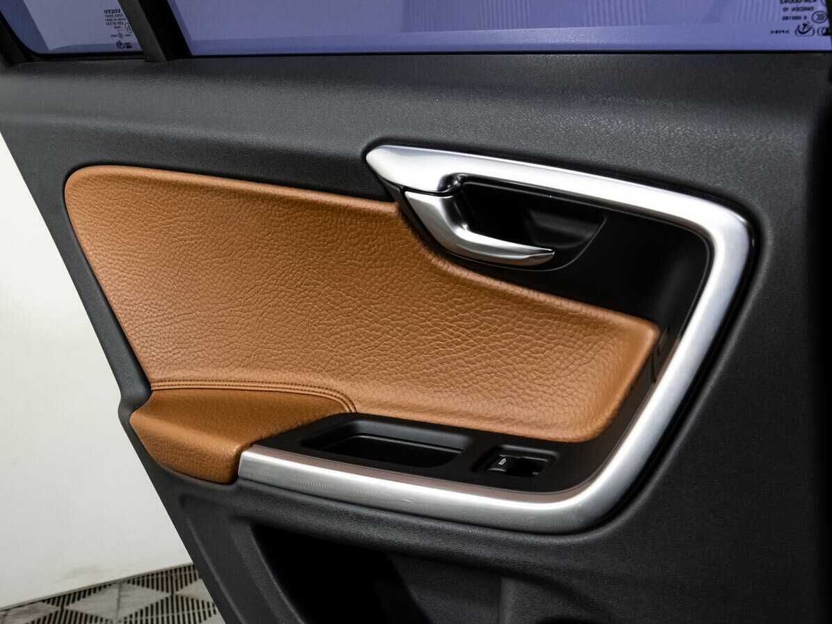 Volvo S60 с пробегом — 2010 год. Фото: #21