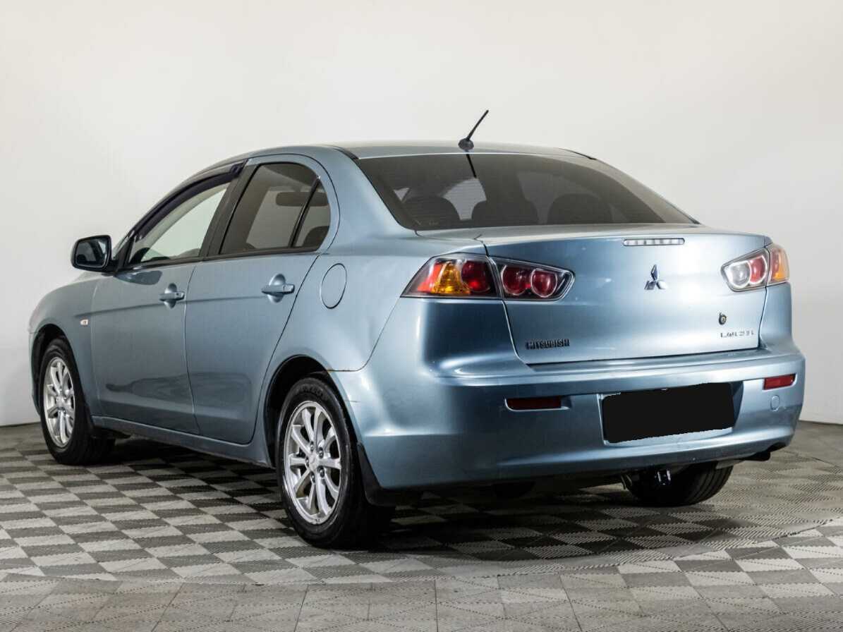 Mitsubishi Lancer с пробегом — 2010 год. Фото: #5