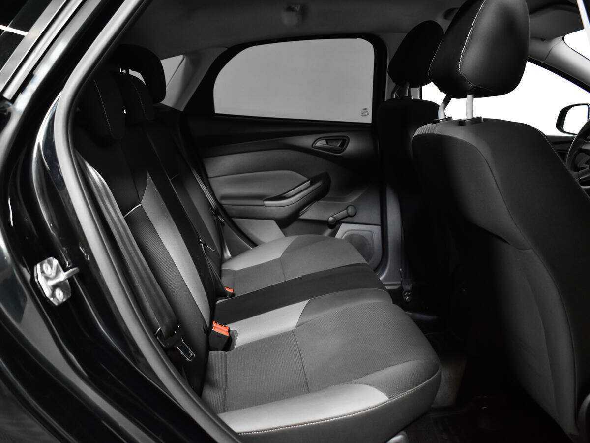 Ford Focus с пробегом — 2011 год. Фото: #7