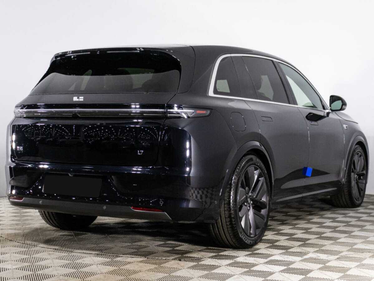 LiXiang L7 с пробегом — 2024 год. Фото: #3