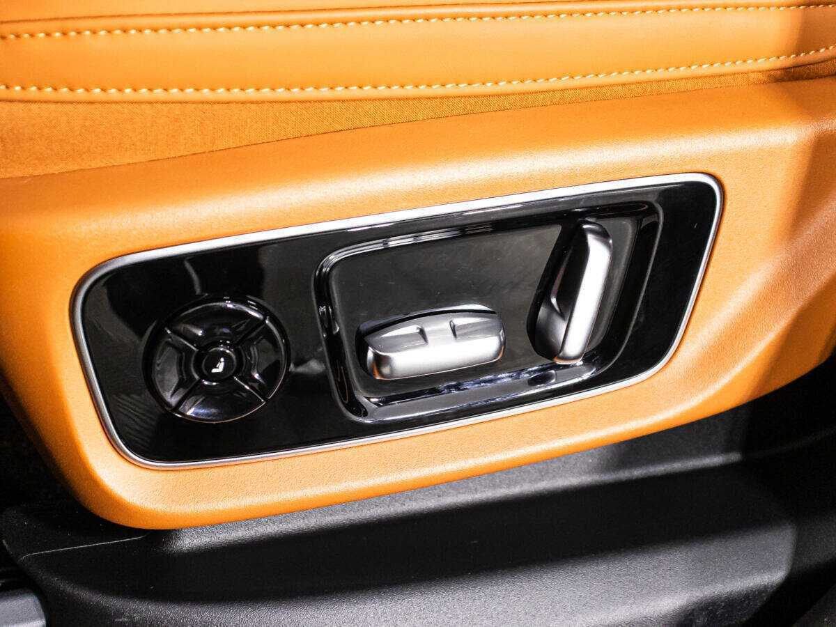 LiXiang L7 с пробегом — 2024 год. Фото: #22