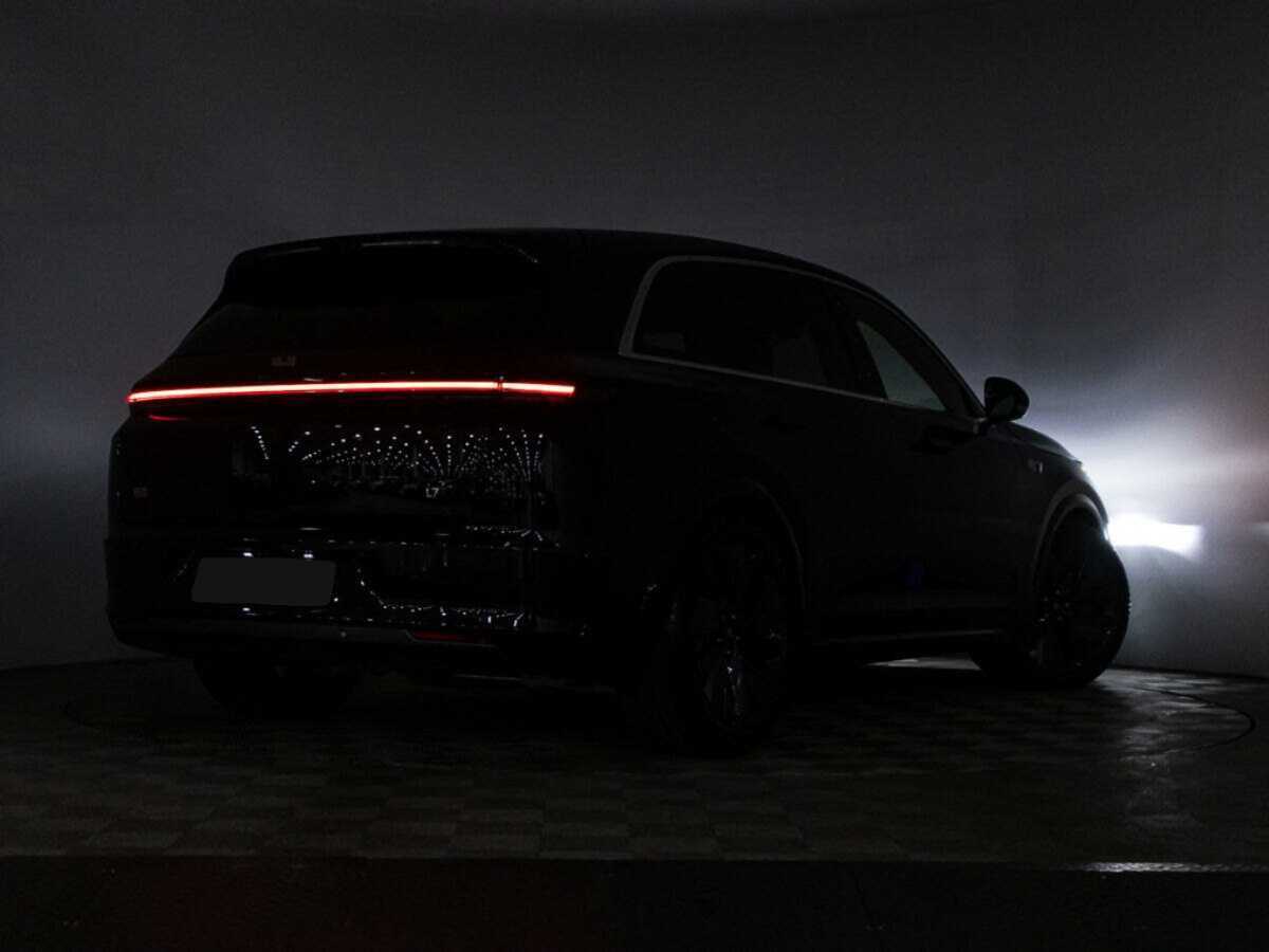 LiXiang L7 с пробегом — 2024 год. Фото: #31