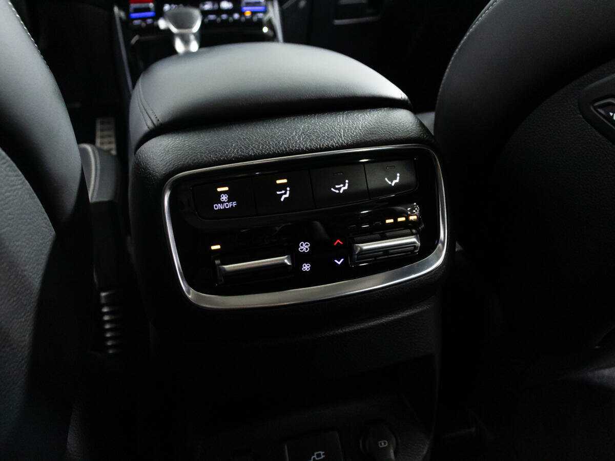 Kia Mohave с пробегом — 2022 год. Фото: #30