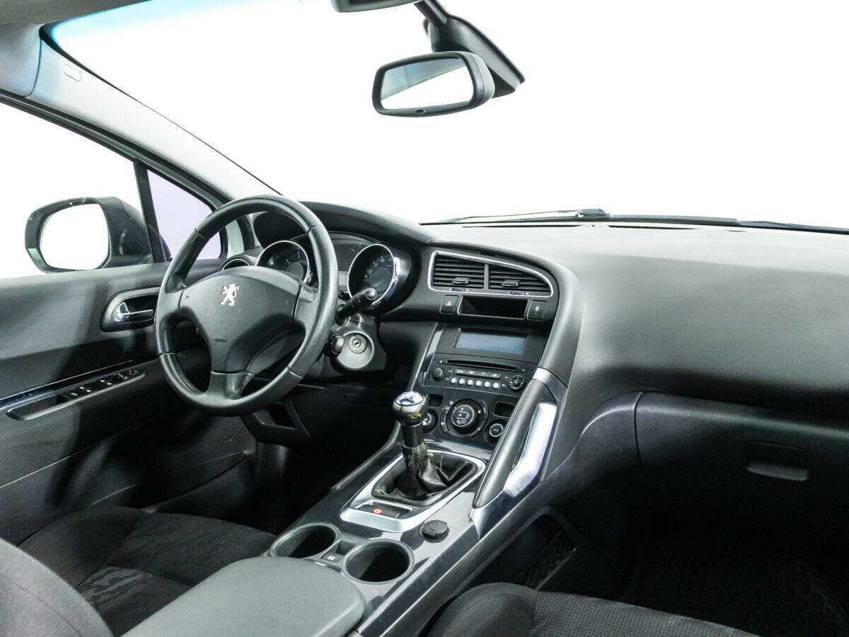 Peugeot 3008 с пробегом — 2011 год. Фото: #8