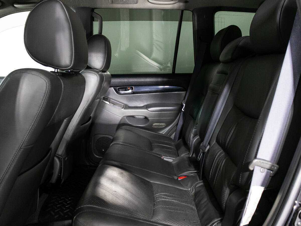 Toyota Land Cruiser Prado с пробегом — 2008 год. Фото: #8