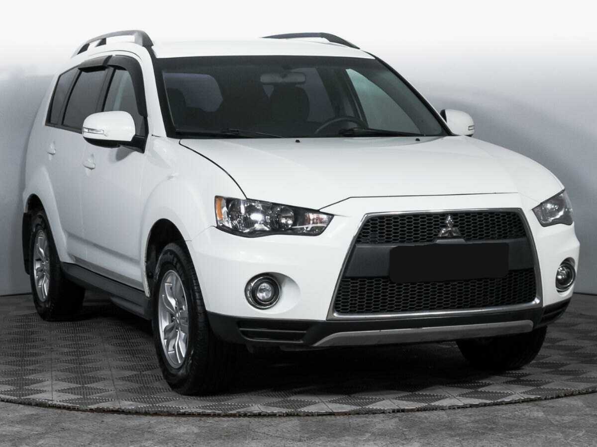 Mitsubishi Outlander с пробегом — 2011 год. Фото: #2