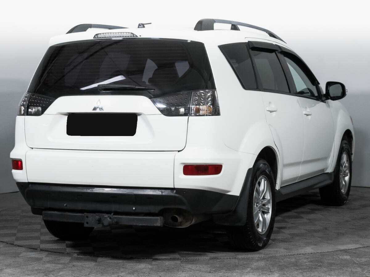 Mitsubishi Outlander с пробегом — 2011 год. Фото: #4